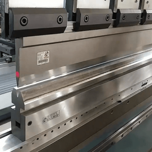 Gia công chấn gấp CNC
